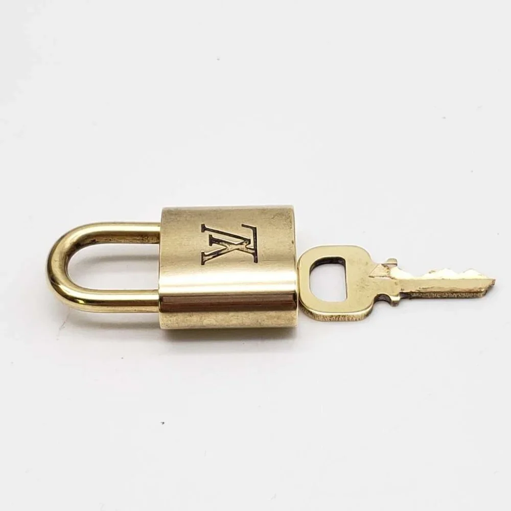 100% Authentic Louis Vuitton Gold Brash 1 Lock and 1 Key